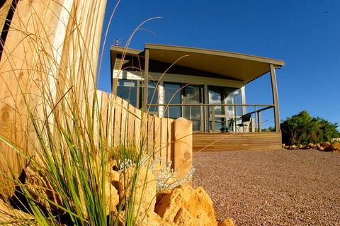 Bay Of Islands Apartments - Accommodation Brisbane 0