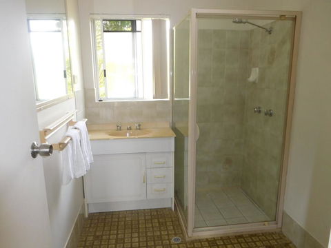 Bayshores Apartment Hervey Bay - Accommodation Brisbane 3