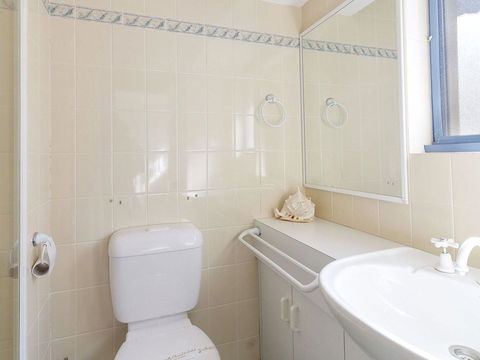 Beach Front Bliss - Accommodation Brisbane 2