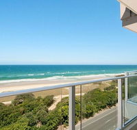 Beachfront Apt Main Beach - Accommodation Brisbane