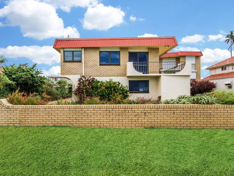 Beachfront Apt With Private Pool - Accommodation Brisbane 0