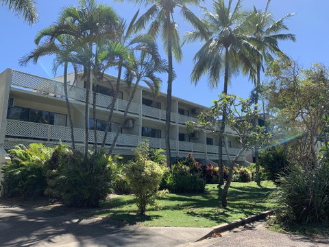 Beachfront Terraces Exclusive Onsite Reception And Management - Accommodation Brisbane 1