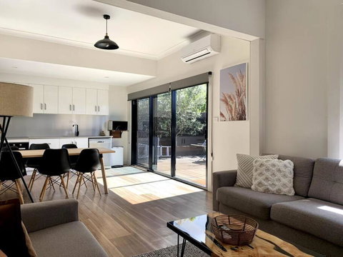 Renovated Character Home - Accommodation Brisbane 0