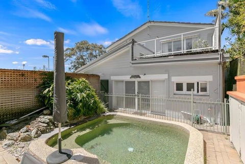 Resort Living Coogee - Accommodation Brisbane 0