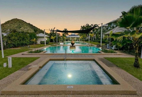 Resort Style Holiday Unit - Accommodation Brisbane 0