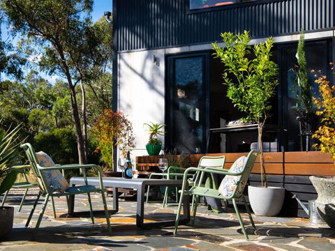 Retreat 34A - Accommodation Brisbane 1
