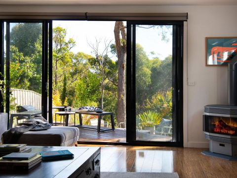 Retreat 34A - Accommodation Brisbane 0