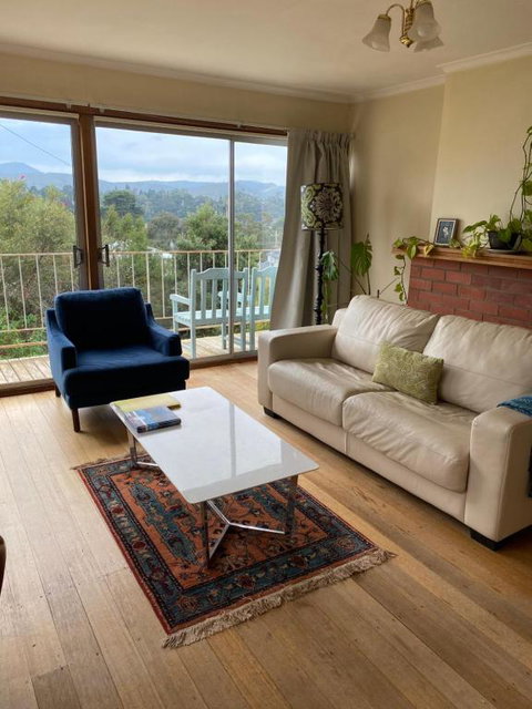 Retro Apartment Cornelian Bay - Water Views - Accommodation Brisbane 0