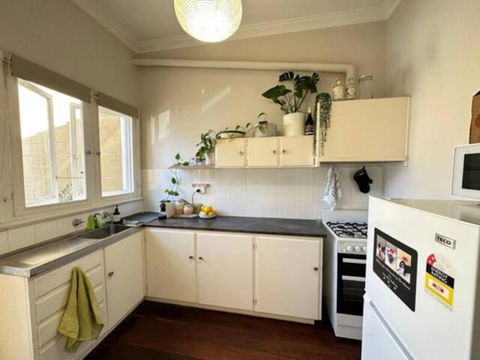 Retro Apt 6 Mins To Victoria Quay - Accommodation Brisbane 1