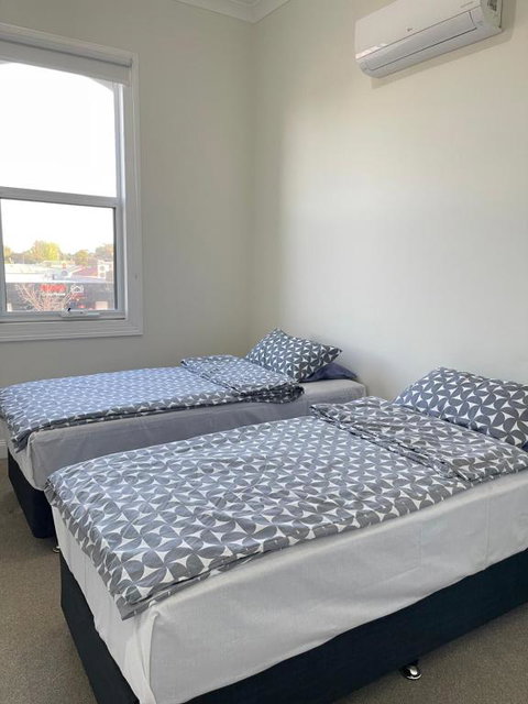 Riverside Hotel - Accommodation Brisbane 2