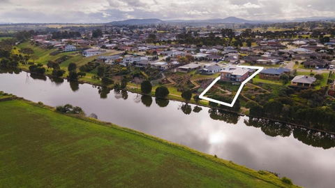Riverside Haven - Accommodation Brisbane 1