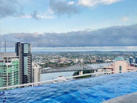 Riverside Story Retreat At Queen Street - Accommodation Brisbane 0