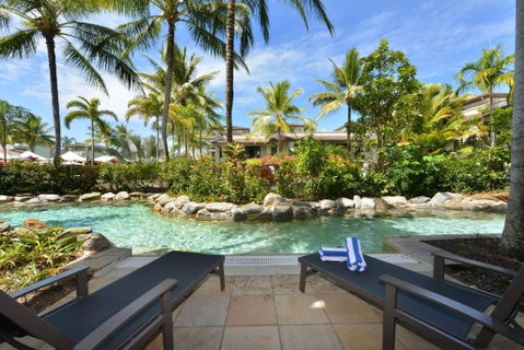 Resort-style Swim Out - A True Tropical Oasis - Accommodation Brisbane 0