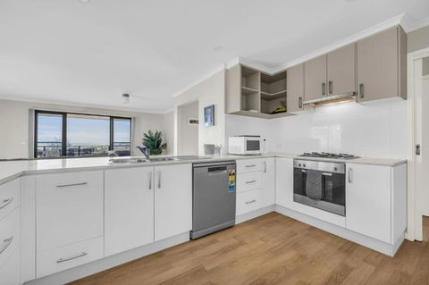 Salty Views - Accommodation Brisbane 2