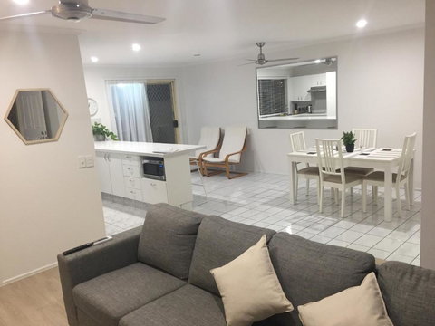 Robin Joy - Accommodation Brisbane 2