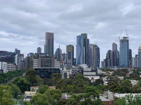 Royal Lodge - A Luxury Lifestyle - Accommodation Brisbane 1