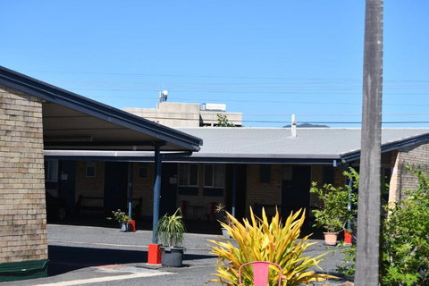 Royal Residences Rockhampton - Accommodation Brisbane 3