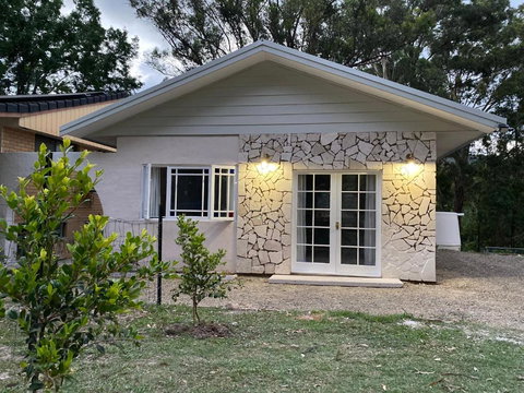 Rural Granny Flat - Pet Friendly - Accommodation Brisbane 0