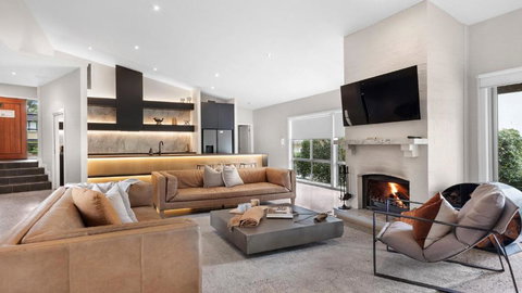 RUST - Accommodation Brisbane 0