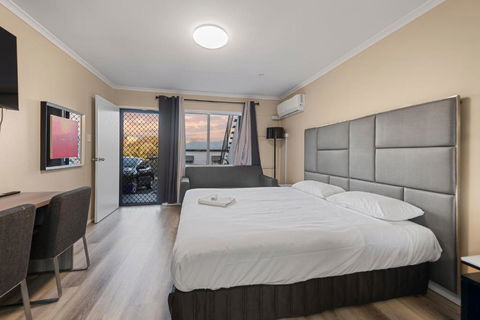 S1 Motel - Accommodation Brisbane 0