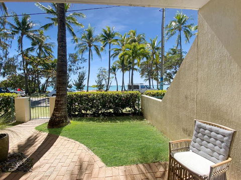 Sails On Horseshoe Apartment 5 - Accommodation Brisbane 0