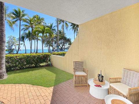 Sails On Horseshoe Apartment 5 - Accommodation Brisbane 1