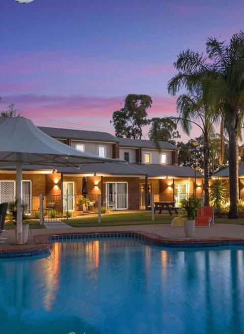 Sailz Villas - Accommodation Brisbane 0