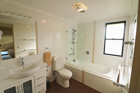 Saltwater Apartments - Accommodation Brisbane 3