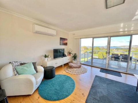 Saltwater Haven - Pets Welcome. Wifi. Amazing View - Accommodation Brisbane 2