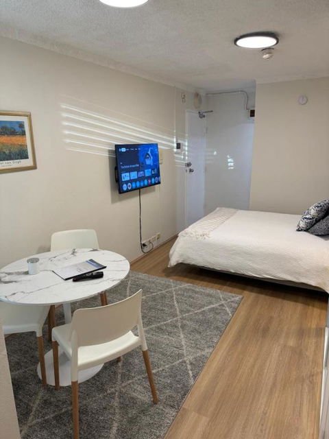 Sam The Central Studio - Accommodation Brisbane 1