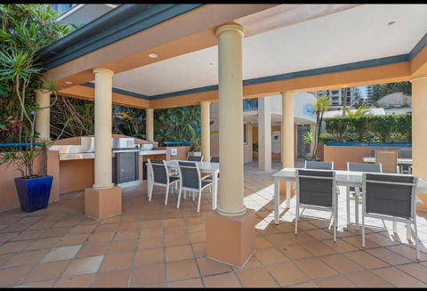 San Mateo On Broadbeach - Accommodation Brisbane 1