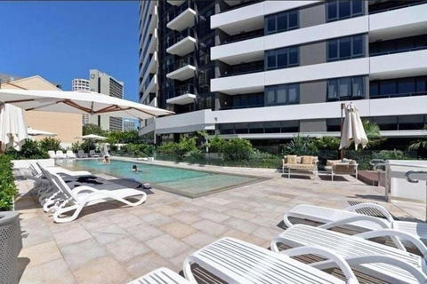Ruby Building - Self Contained, Privately Managed Apartments - Accommodation Brisbane 1