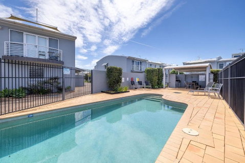 Sandcastles 4 -8 Ala Moana Way - Accommodation Brisbane 0