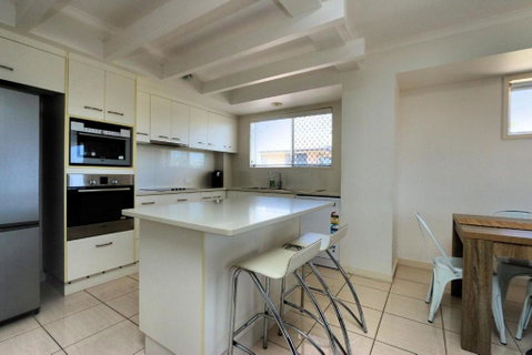 Sandcastles 6 - Accommodation Brisbane 2