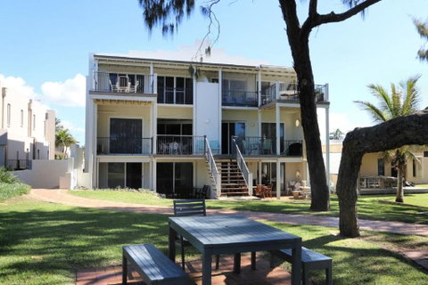 Sandcastles 8 - Accommodation Brisbane 3
