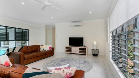 Sandcastles - Palm Cove - Accommodation Brisbane 3