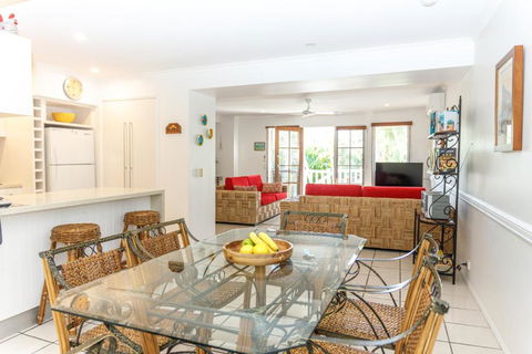 Sandy Beach Resort - Accommodation Brisbane 3