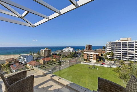 Sandy Cove Apartment The Entrance 31 - Accommodation Brisbane 1