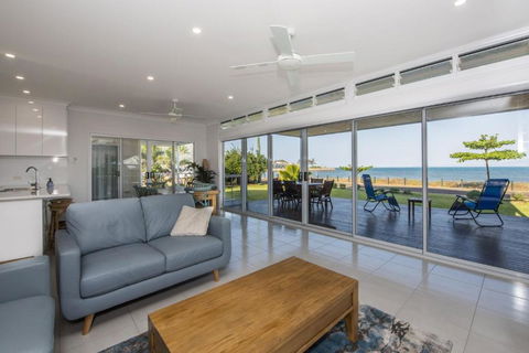 Sandy Decks - Accommodation Brisbane 2