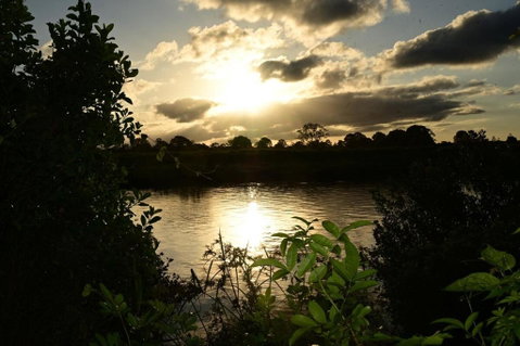 Spacious 4 Bedroom Retreat Fully Air Conditioned - Accommodation Brisbane 3