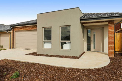 Spacious & Accessibly Friendly 3BR Home In Darley - Accommodation Brisbane 3