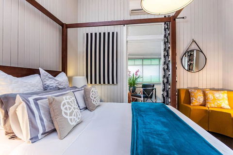 STUNNING TROPICAL OASIS Free Parking - Accommodation Brisbane 1
