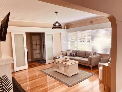 The Haven Ballarat- Cosy, Open Fireplace - Accommodation Brisbane 0