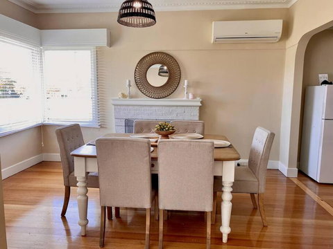 The Haven Ballarat- Cosy, Open Fireplace - Accommodation Brisbane 3