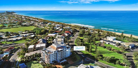 Beachside Resort Kawana Waters - Accommodation Brisbane 4