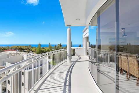 Beachside Resort Kawana Waters - Accommodation Brisbane 2