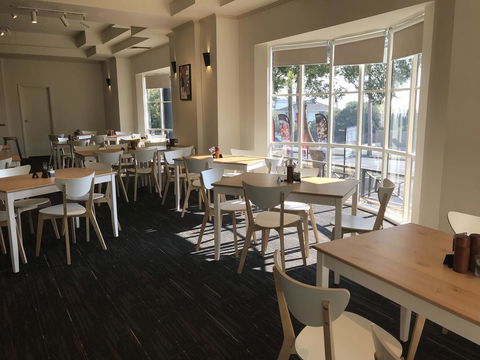 Beau Monde International - Accommodation Brisbane 2