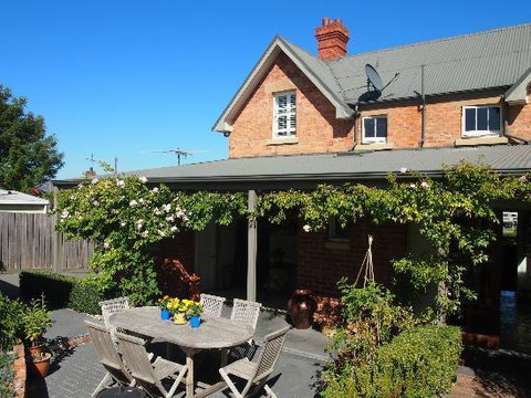 Bellerive House - Accommodation Brisbane 2