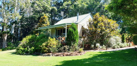Bendles Cottages - Accommodation Brisbane 2