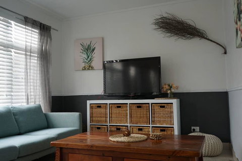 Berrara Cottage - Accommodation Brisbane 0